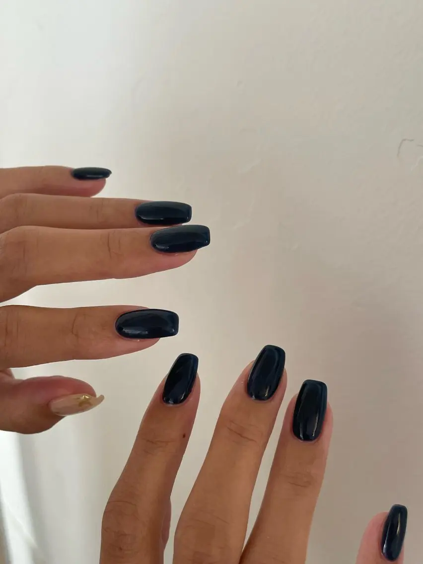 ネイル ネイビー ハンドネイル roof nailのネイルデザイン