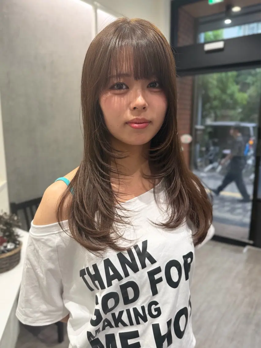 ロング レイヤーカット カット Karin／ レイヤー🥀のヘアスタイル