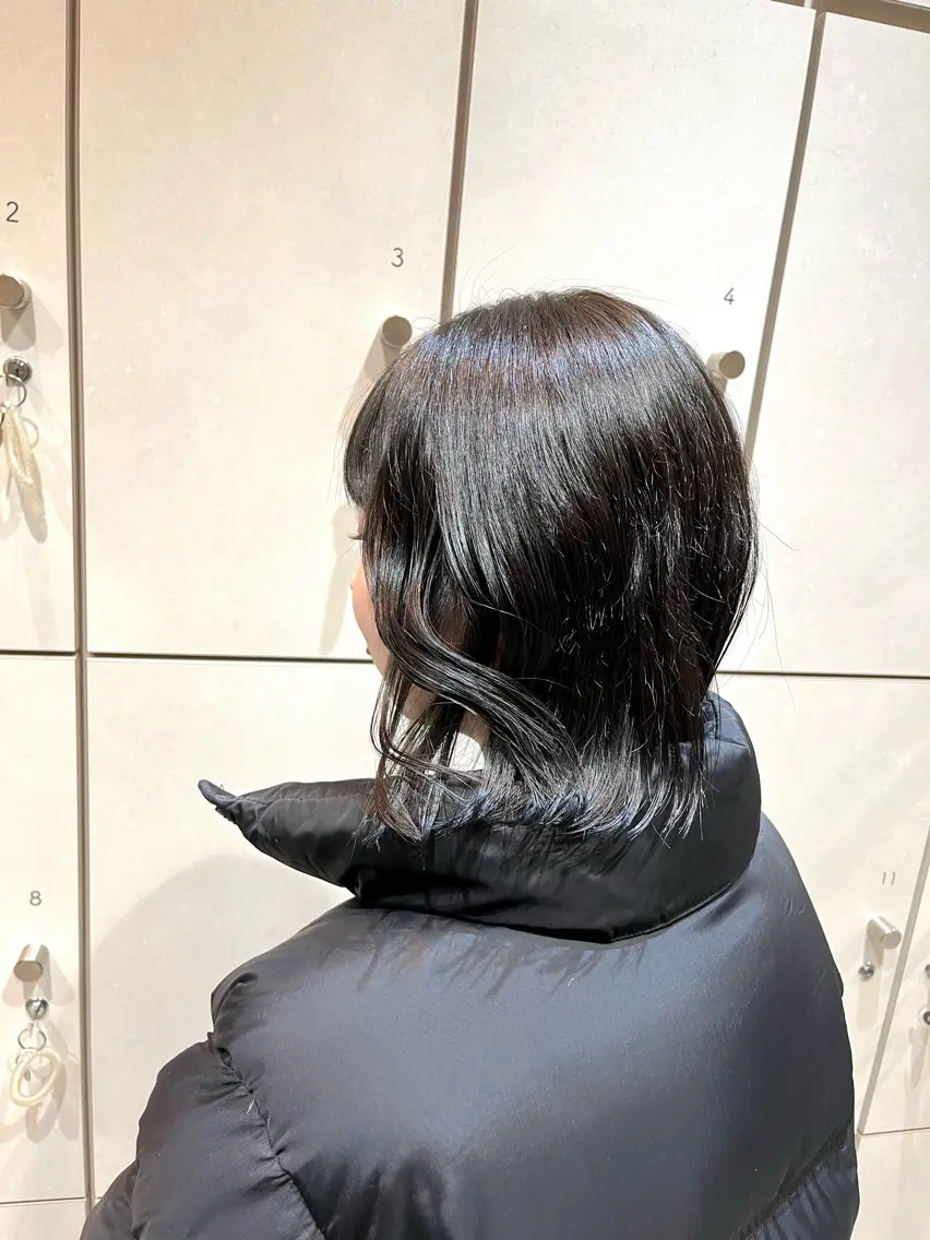 ミディアム カラー 切りっぱなしボブ ブリーチ グレージュ インナーカラー ボブ ボブ/ショート/金田 夏葵のヘアスタイル
