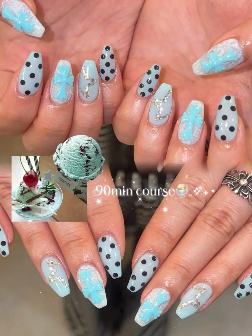 ネイル ハンドネイル ViViA momokaのネイルデザイン