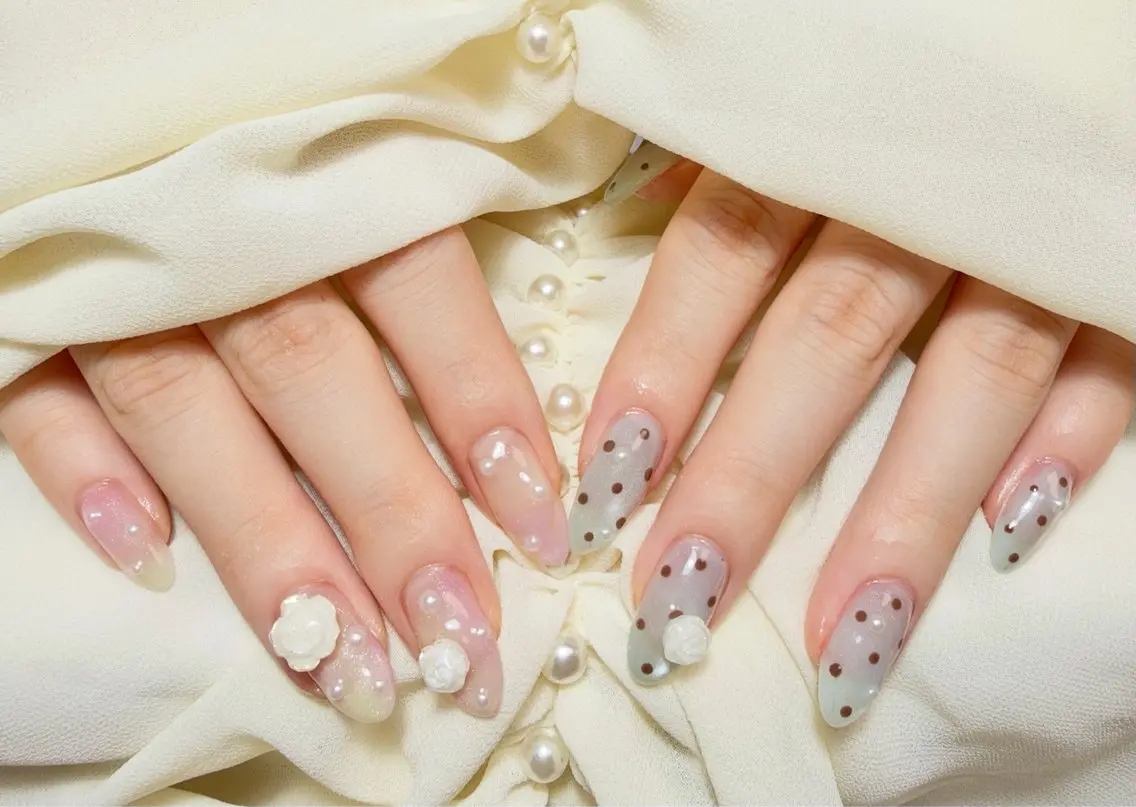 ネイル ドット マグネットネイル ニュアンスネイル ハンドネイル ✨韓国✨nail salonLumieのネイルデザイン