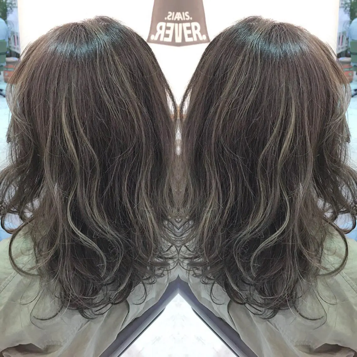 セミロング カラー ハイライトカラー イルミナカラー ハイライト 青木 茂樹⭐️ 透明感カラーのヘアスタイル