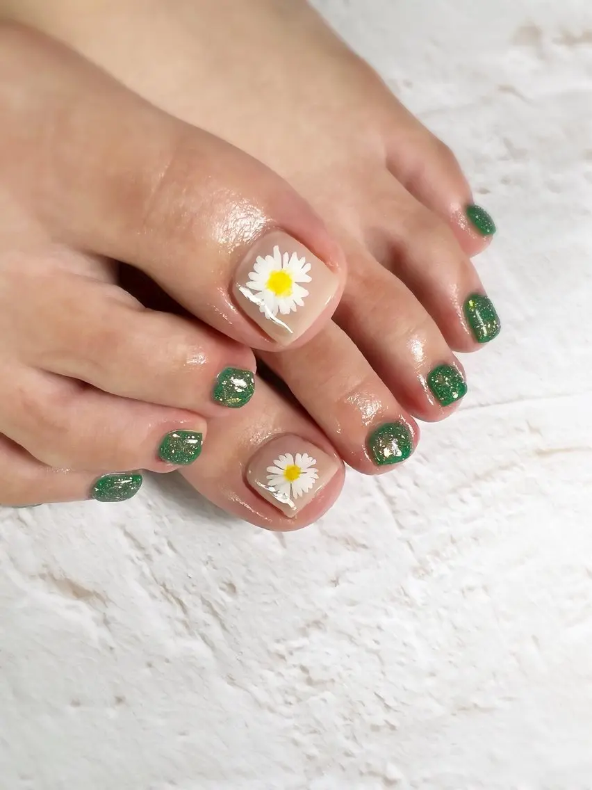 ネイル ハンドネイル フットネイル NAILsalon Laki(ラキ)のネイルデザイン