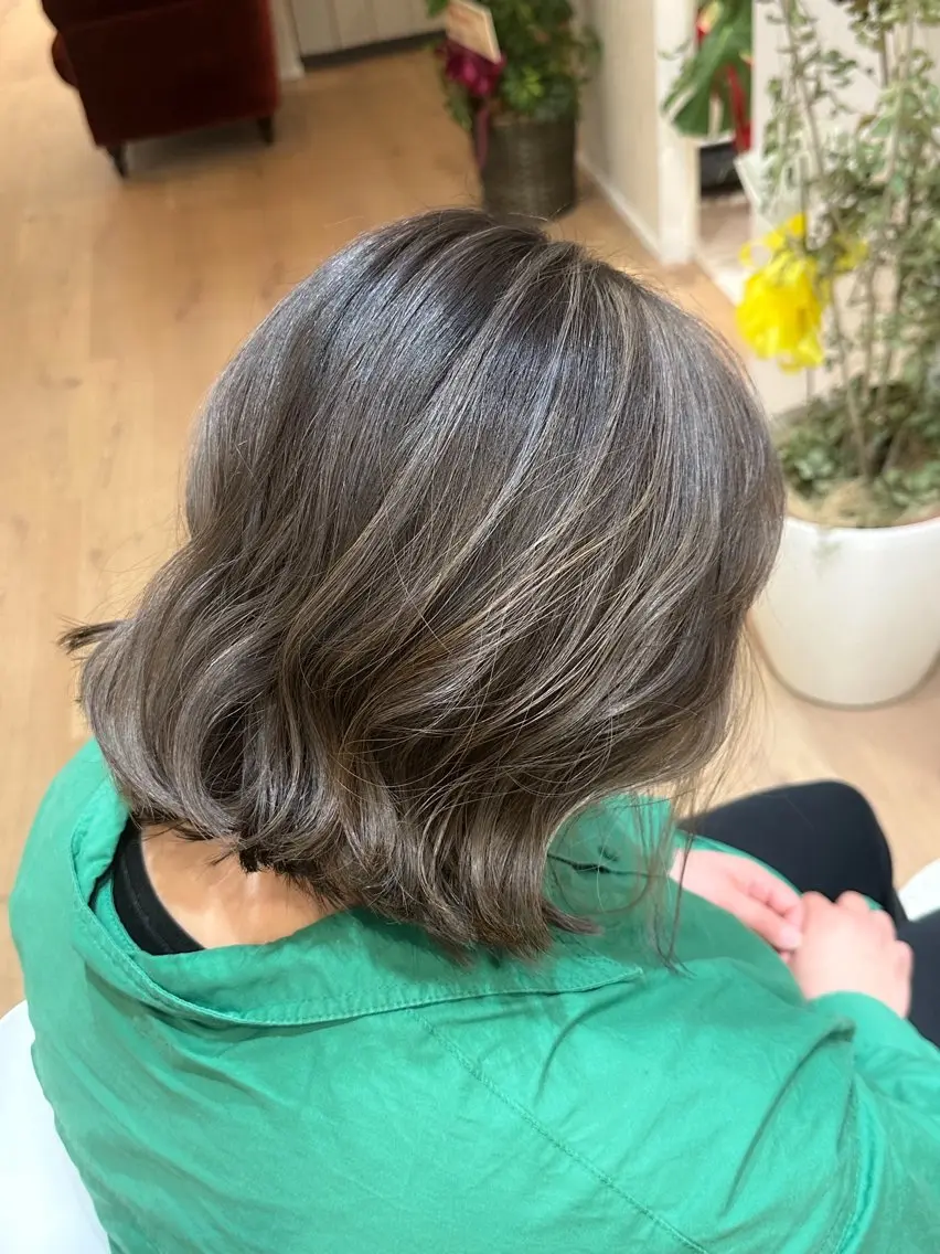 ミディアム レイヤーカット カット ヘアカラー 巻ける髪質改善🫧ハ イライト/永田汰伊智のヘアスタイル