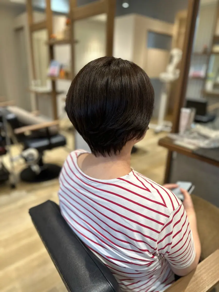 ショート ショートヘア カット ヘアカラー 石原 麻菜のヘアスタイル