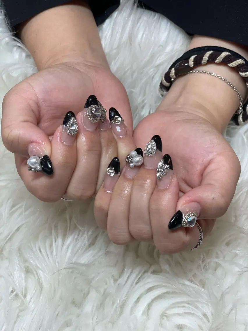 ネイル ハンドネイル 88-nail. AKANEのネイルデザイン