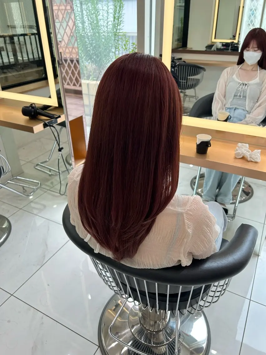 セミロング カラー ヘアアレンジ 透明感×艶髪 🫒maki🎀のヘアスタイル