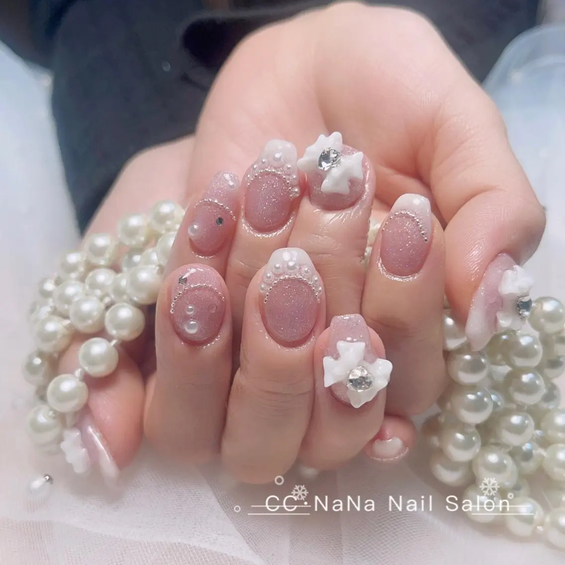ショート 韓国風ヘア 💎CC・NaNa 韓国風ネイル🌙Cのネイルデザイン