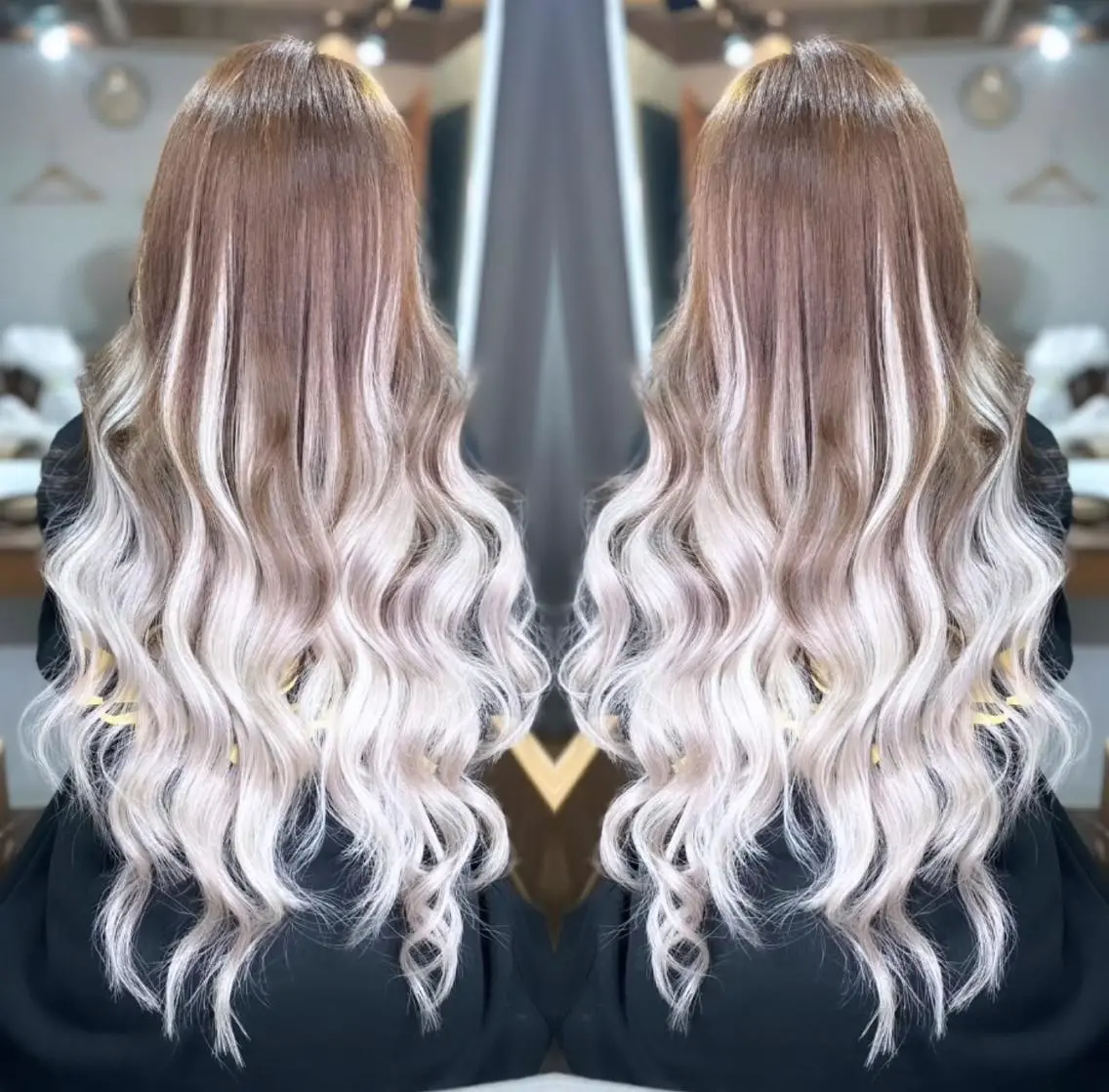 ヘアアレンジ カラー ロング カット エクステ ♡SNSで大バズり♡ コリアン羽エクステ◎のヘアスタイル