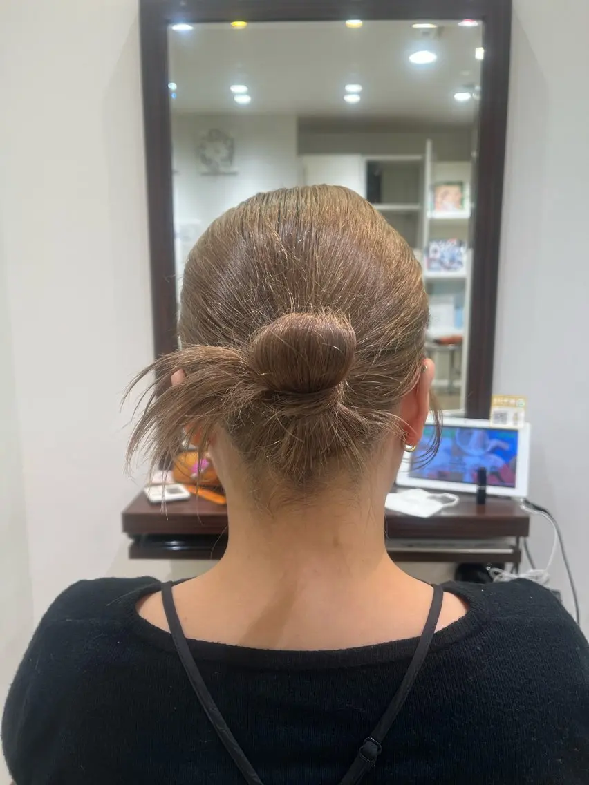 ミディアム カラー ヘアアレンジ 小林 星稀のヘアスタイル