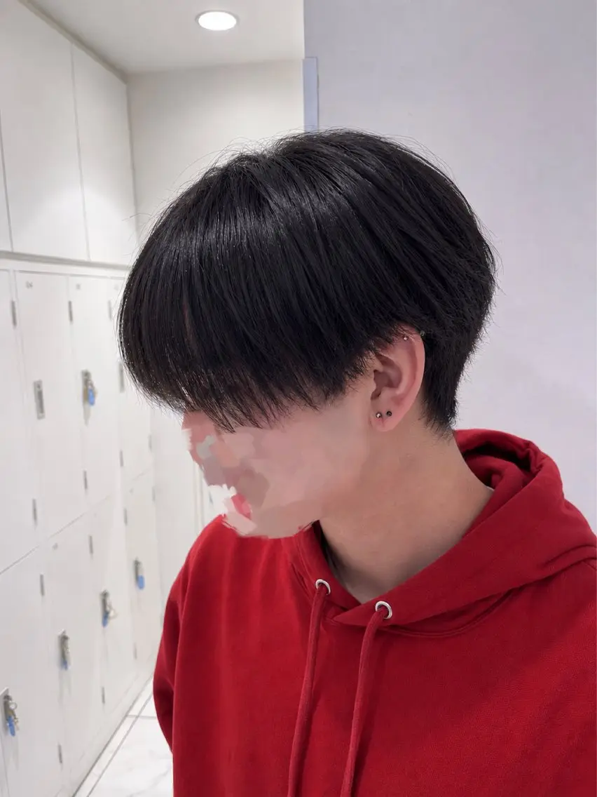 メンズ ハイトーンカラー🤍 やない せいらのヘアスタイル
