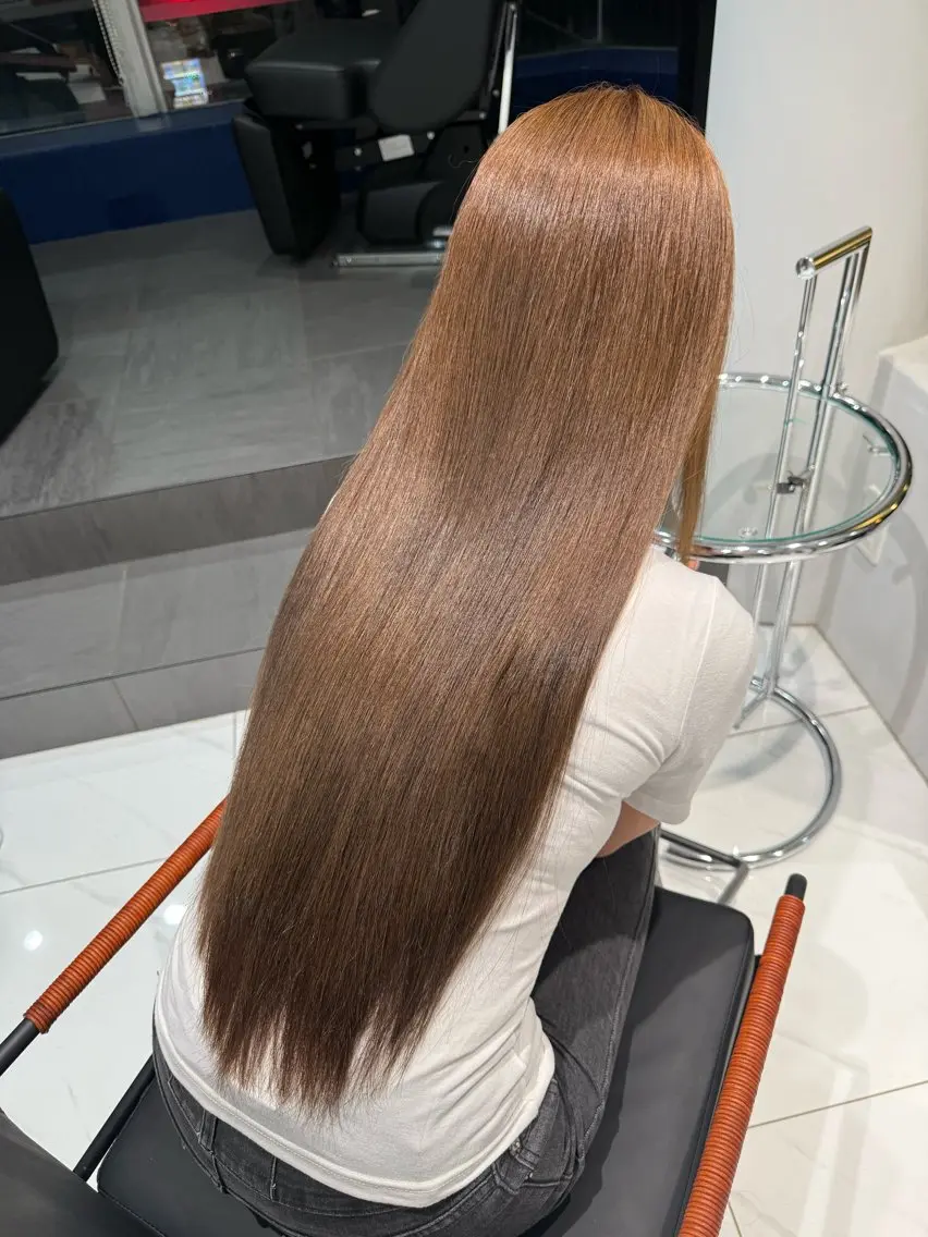 【初めての方限定🍒】1ブリーチ➕カラー➕トリートメント⭐️の写真