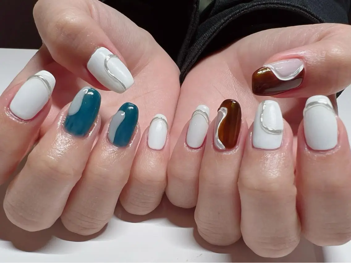 ネイル ハンドネイル IRAS..nail ＥＲＩＫＡのネイルデザイン