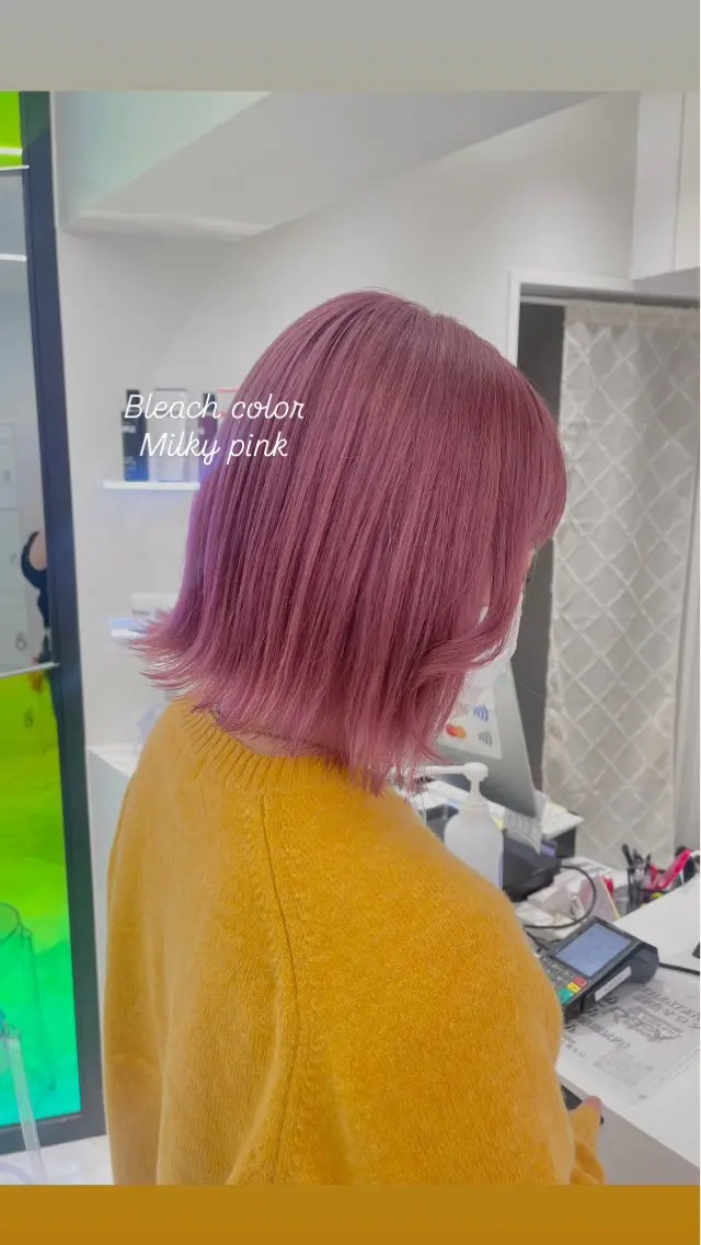 ショート カラー ヘアカラー 🤍💕ブリーチカラ ーAyaka💕🤍のヘアスタイル