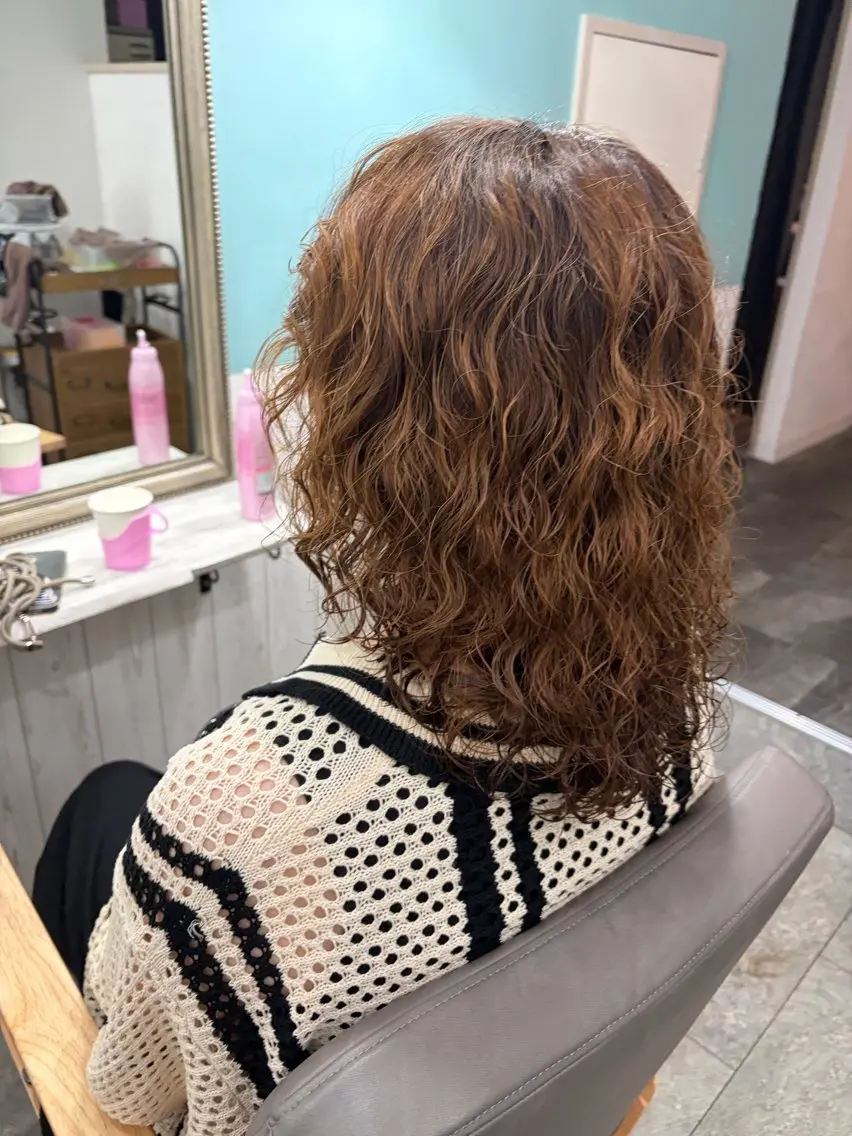 ミディアム パーマ よしだ まゆこのヘアスタイル