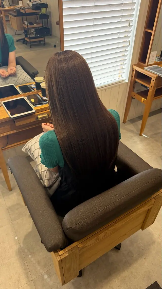 カラー 阿部 楓のヘアスタイル
