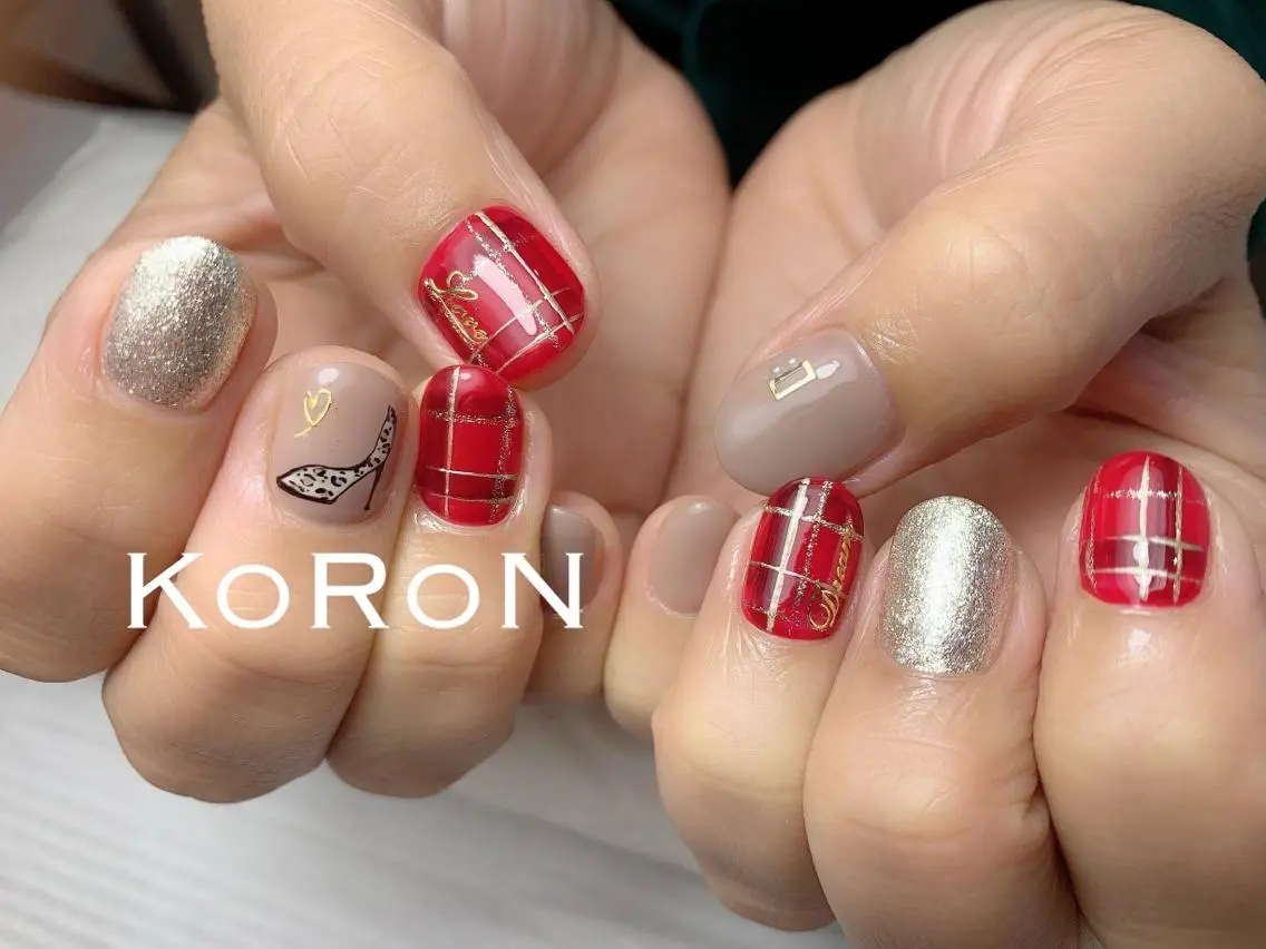ネイル 赤色 自宅サロン鎌倉 KORONのネイルデザイン