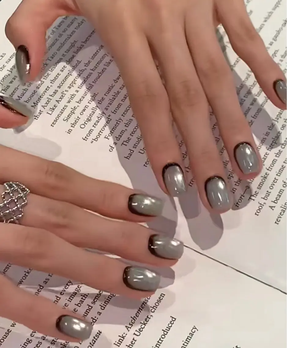 ネイル Hello Nailのネイルデザイン