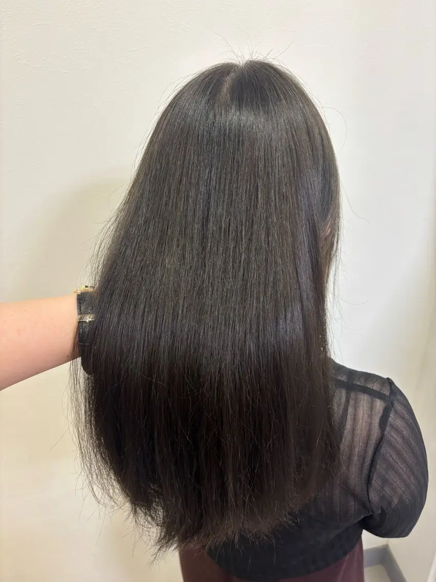 ロング 本山 ちはるのヘアスタイル
