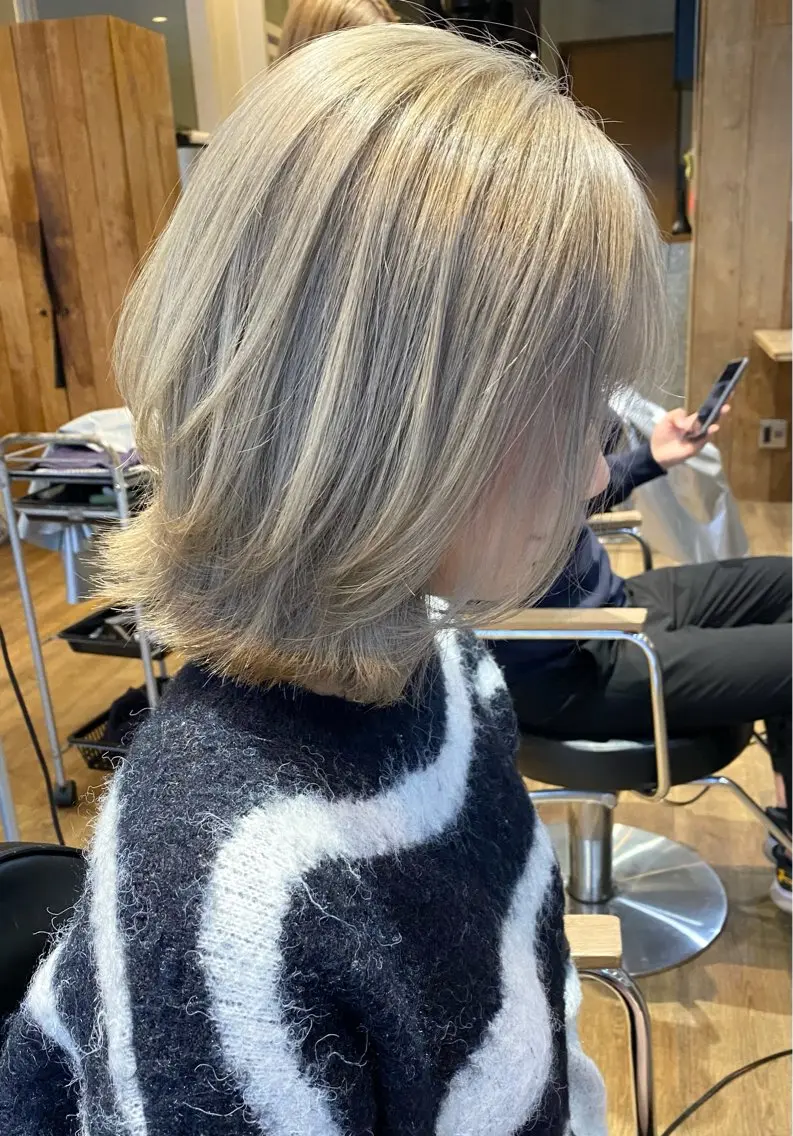ショート カット ヘアカラー 井上 麻帆のヘアスタイル