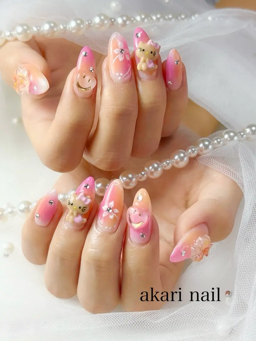 ネイル ハンドネイル フットネイル AKARI nail💅のネイルデザイン