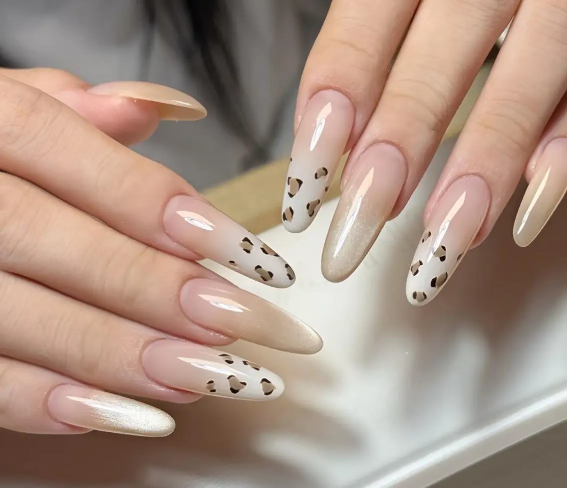 ネイル ハンドネイル 🎀 NaNa_nailのネイルデザイン