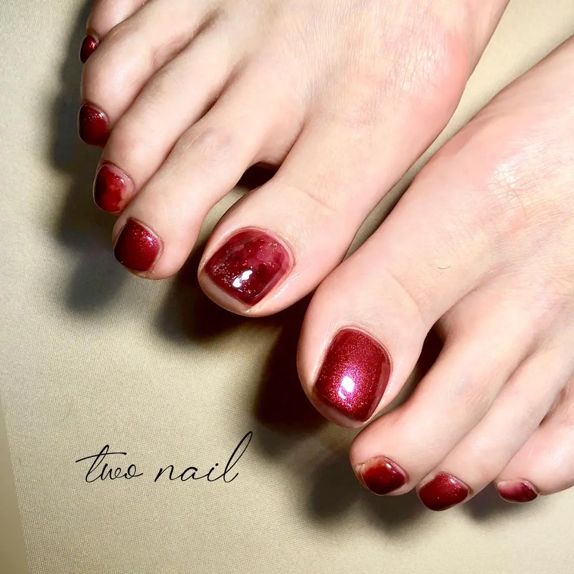 ネイル アートネイル フットネイル ハート ニュアンスネイル ホワイト フットネイル two nailのネイルデザイン