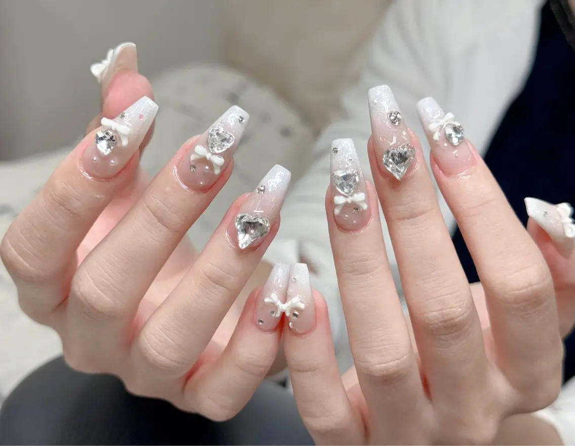 ネイル ハンドネイル FLYNail 梅田店のネイルデザイン