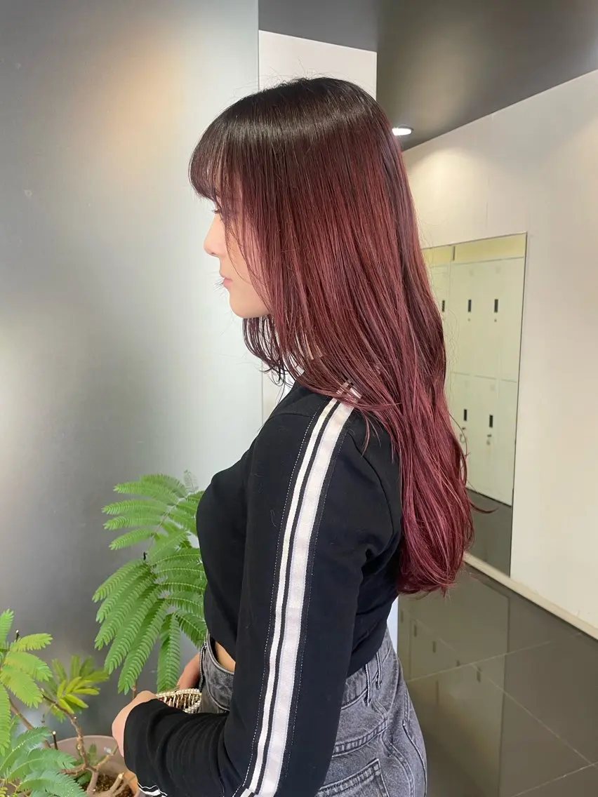 ロング カラー カット ヘアカラー トリートメント ハイトーン/レイヤー 似合わせ・ユキノのヘアスタイル