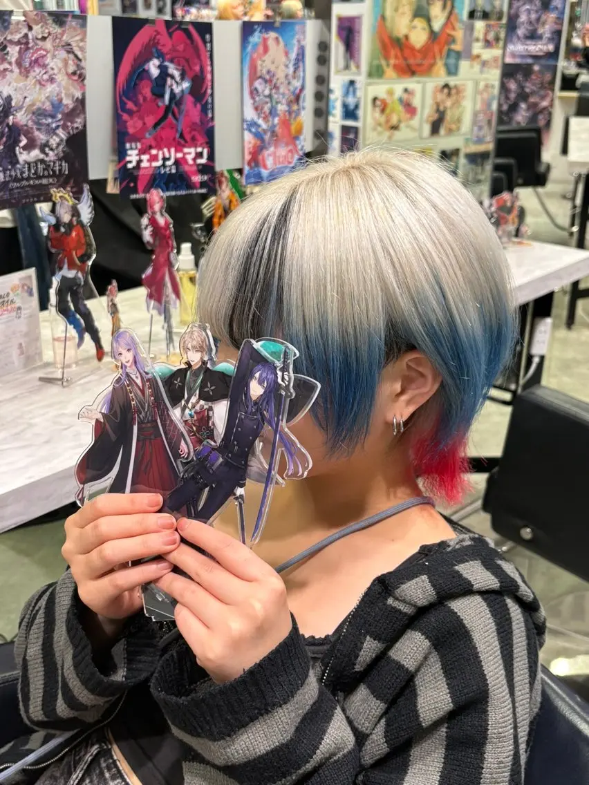 ショート カラー デザインカラー グラデーションカラー ヘアカラー トリートメント 推しカラー/ ミクのヘアスタイル