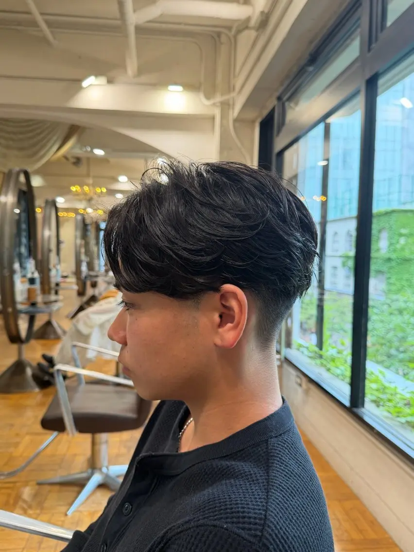 ショート メンズ カット ツヤ髪💫髪質改善 透明感カラー仁平創太のヘアスタイル