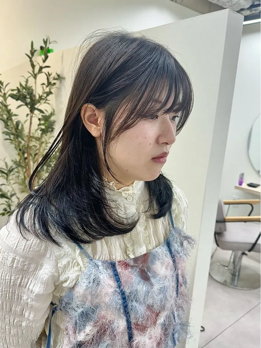 ミディアム レイヤーカット レイヤー×縮毛矯正 深見 拓のヘアスタイル