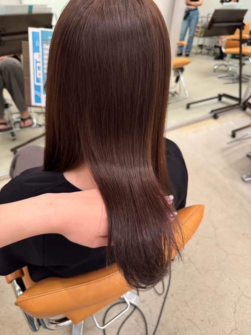 セミロング カラー アッシュ アッシュグレー アッシュグレージュ グレージュ オレンジ 萩原 紗妃のヘアスタイル
