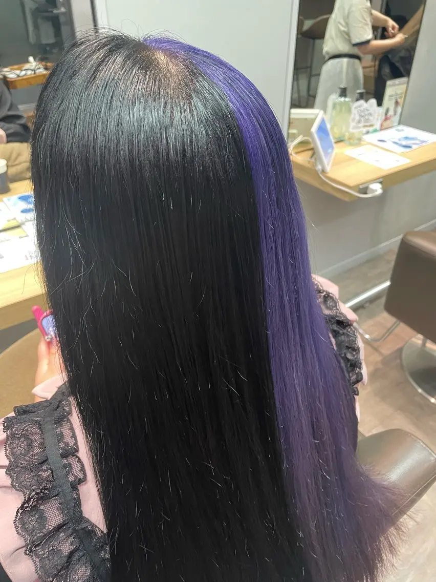 ロング ツートーンカラー PANOLA下北沢 中川夢菜のヘアスタイル