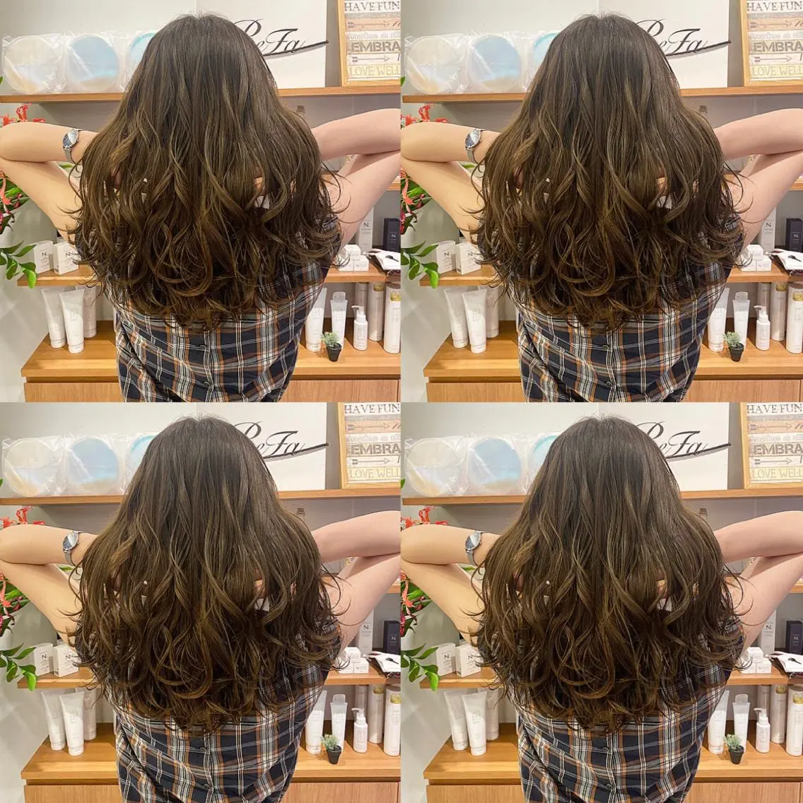 ロング カラー ヘアカラー トリートメント 【カラー指名No 1✨】HIBIKIのヘアスタイル