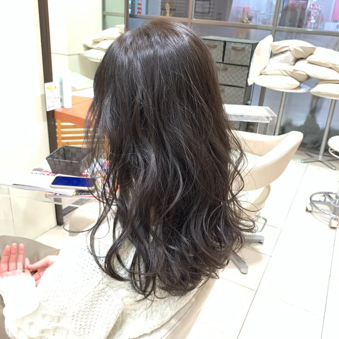 ロング MODEks eau 佐藤優志のヘアスタイル