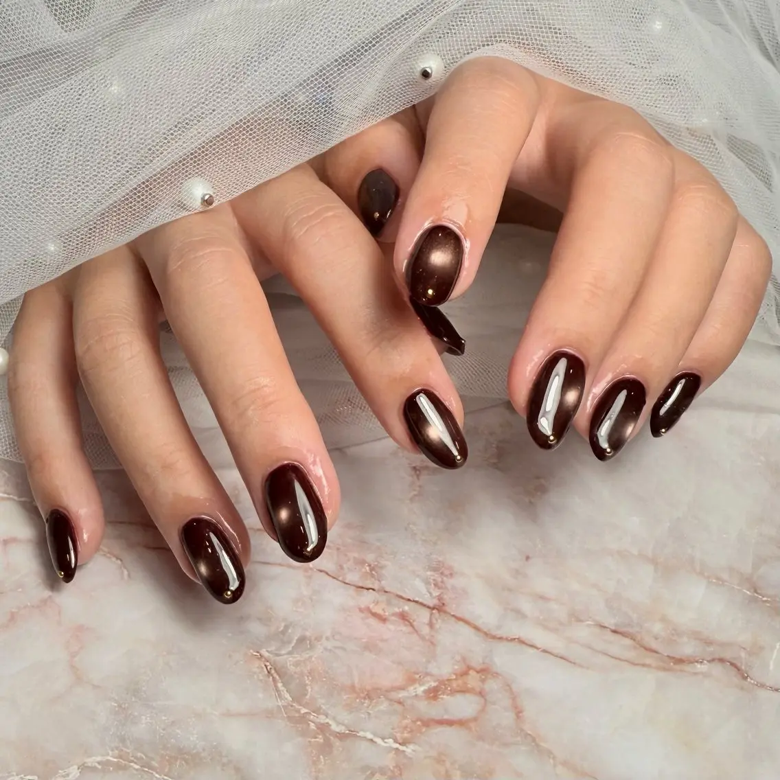 ネイル アートネイル ブラウン ジェルネイル キラキラネイル ラメ(グリッター) 🌹Belle Nail🌹のネイルデザイン