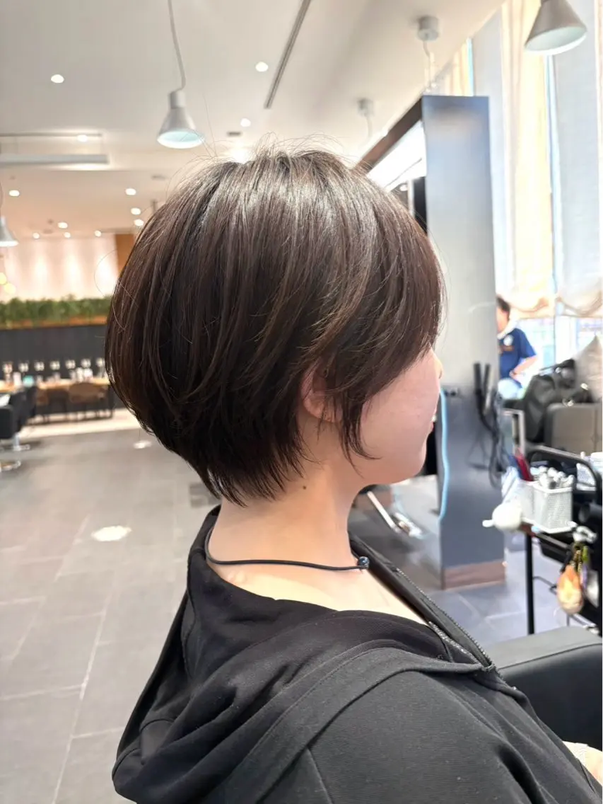 ショート レイヤーカット/梅田 寛大のヘアスタイル
