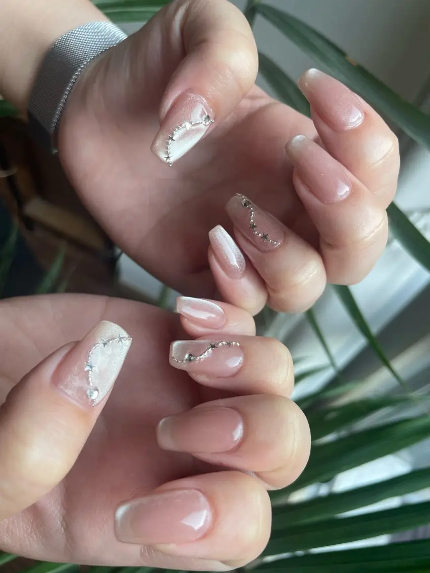 ネイル 🌞💜 KAORI 🌴のネイルデザイン