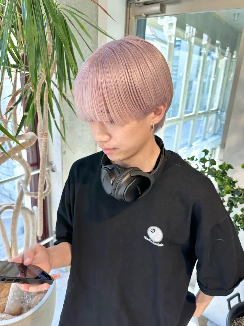 ショート カラー メンズ メンズハイトーン ハイトーンカラー カット ヘアカラー トリートメント kai .のヘアスタイル