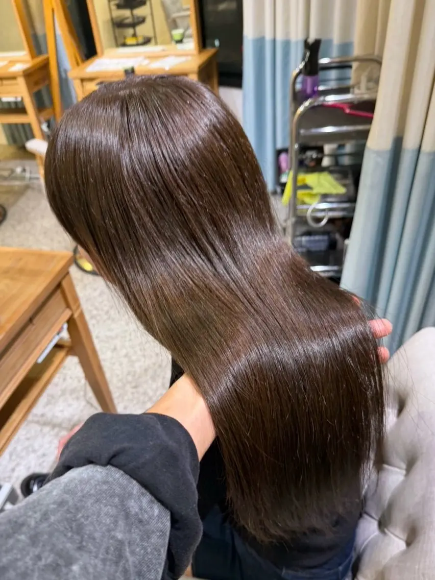 ロング カラー カット ヘアカラー 西尾 芽衣🩵🫧のヘアスタイル