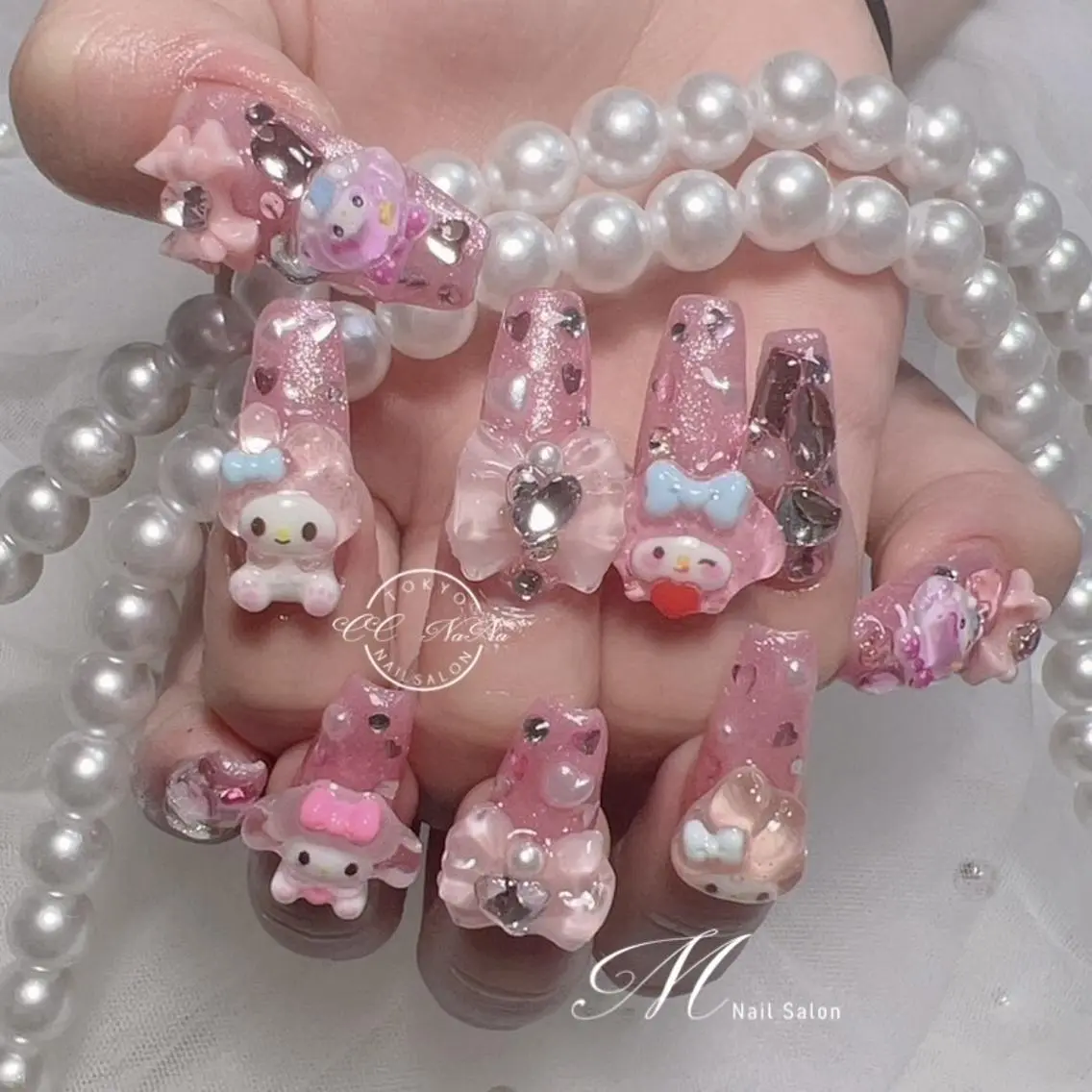 ネイル M✨長さだし専門 85%OFF✨ゴのネイルデザイン