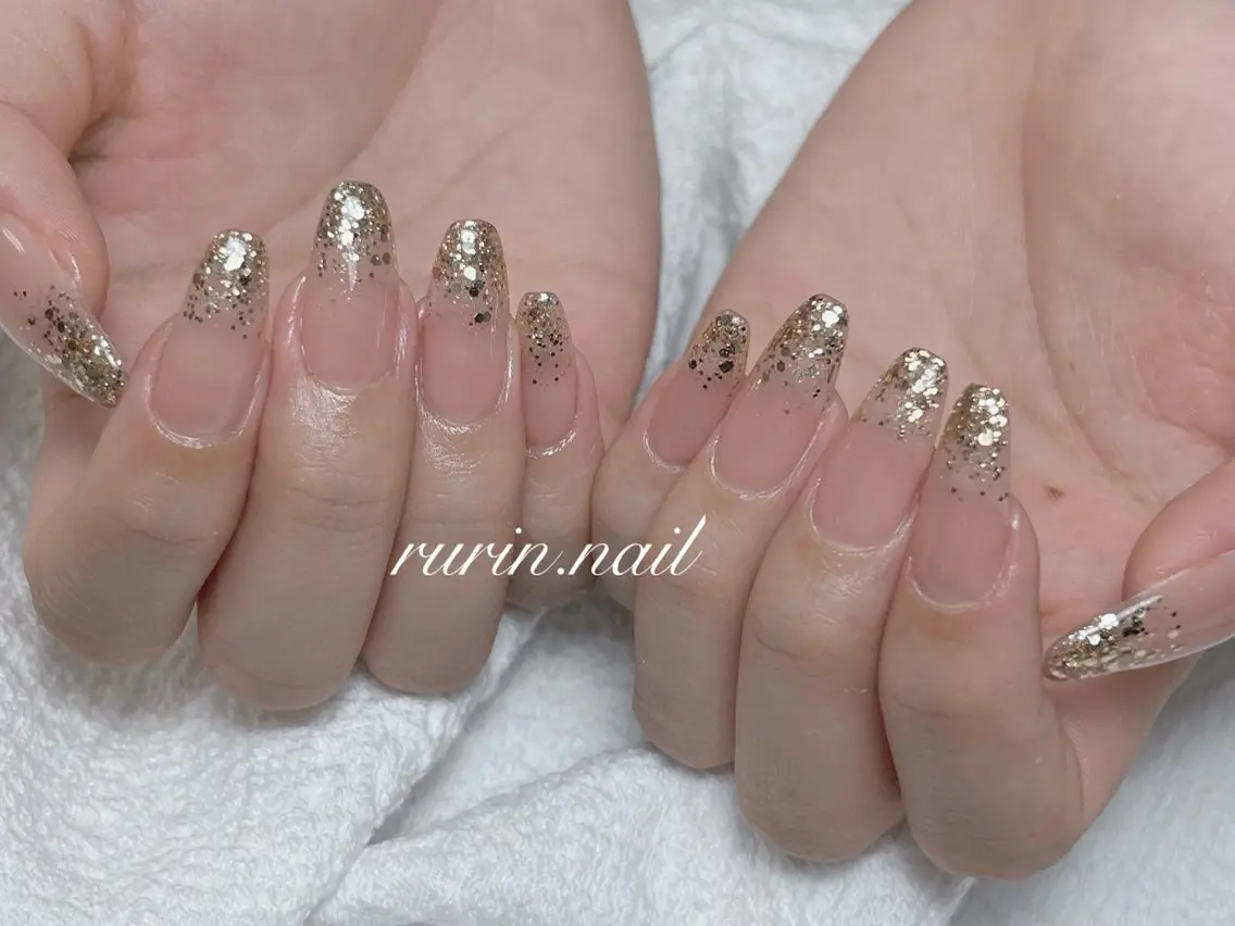 ネイル グラデーション ルリン サロン💅のネイルデザイン