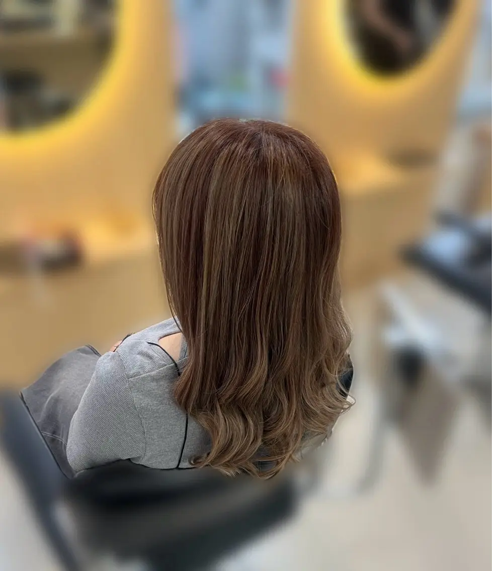 ロング カラー ハイライトカラー ハイライト kiito HINA໒꒱୨୧のヘアスタイル