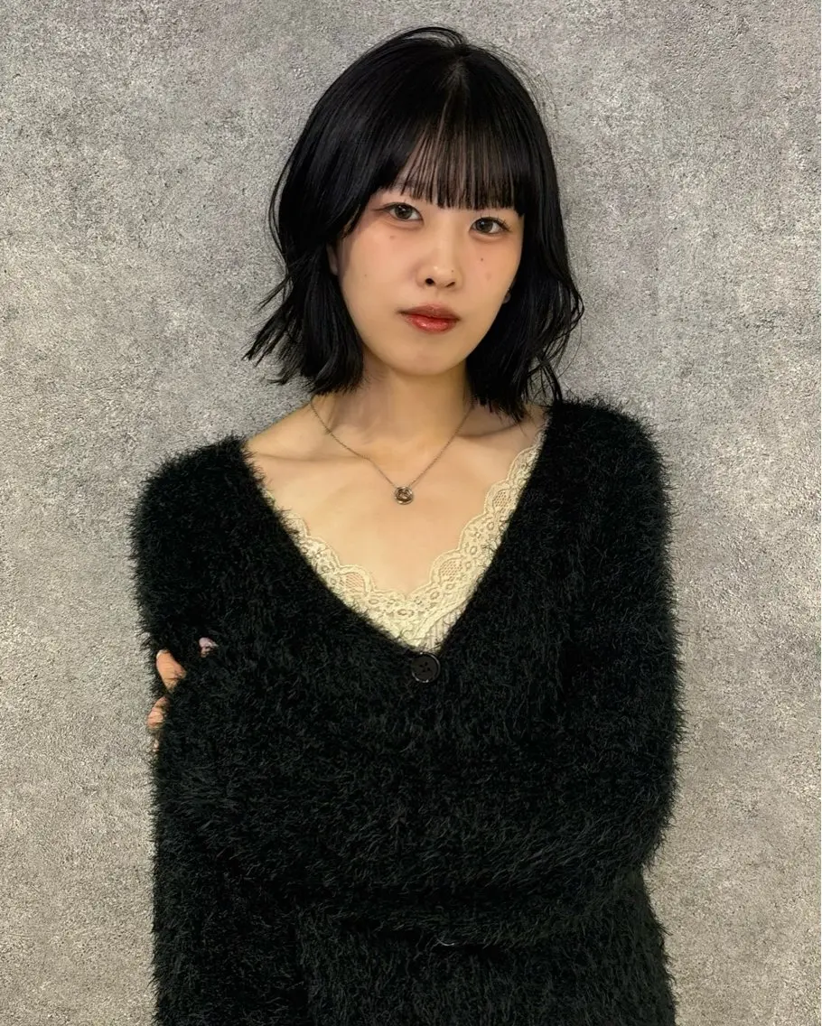 ショート カラー 切りっぱなしボブ ブリーチ ダブルカラー ブリーチなしカラー ボブ RURI韓国ボブ 🇰🇷タッセルボブのヘアスタイル