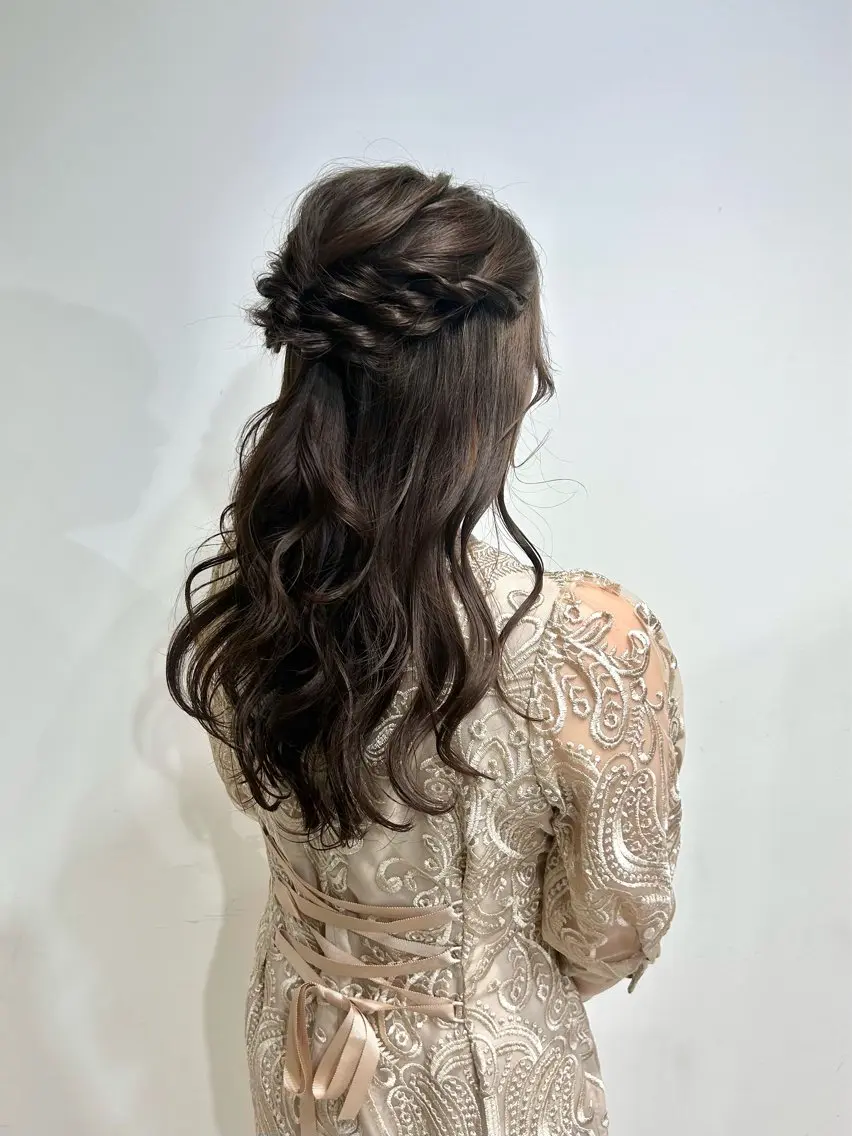 ロング ヘアアレンジ ハーフアップ 結婚式・ブライダル ヘアセット LOVEST Rihoのヘアスタイル