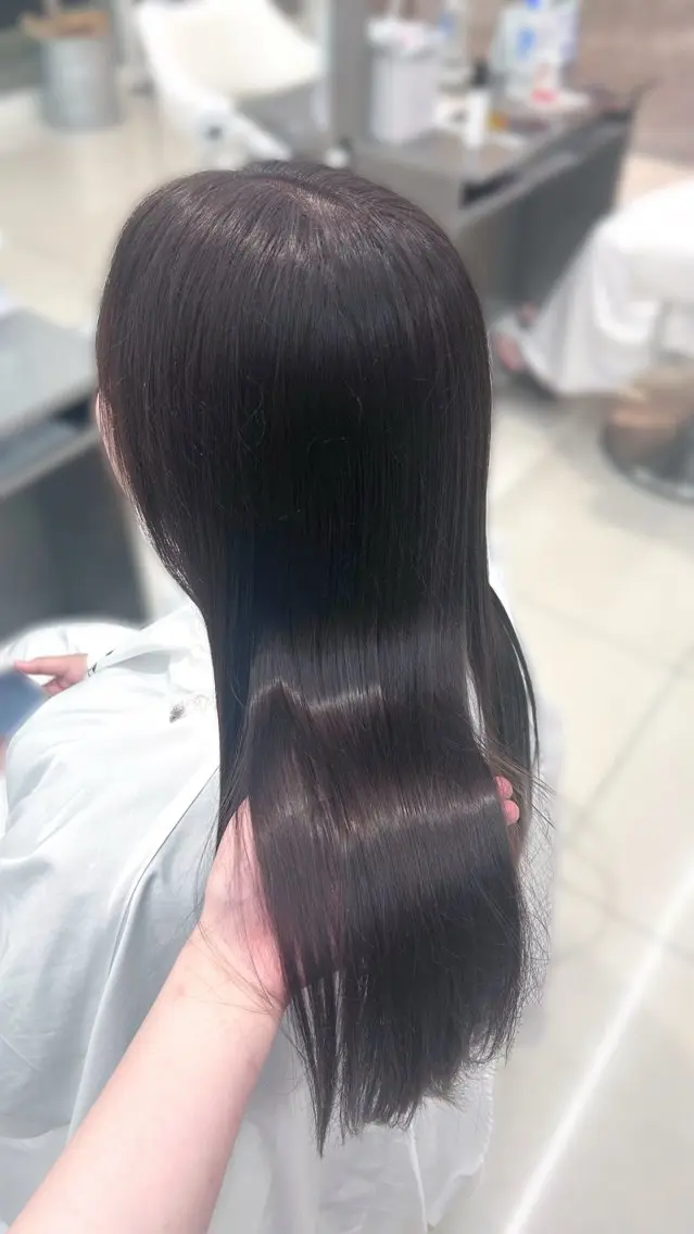 カラー 透明感カラー グレージュ 岡野 真帆のヘアスタイル