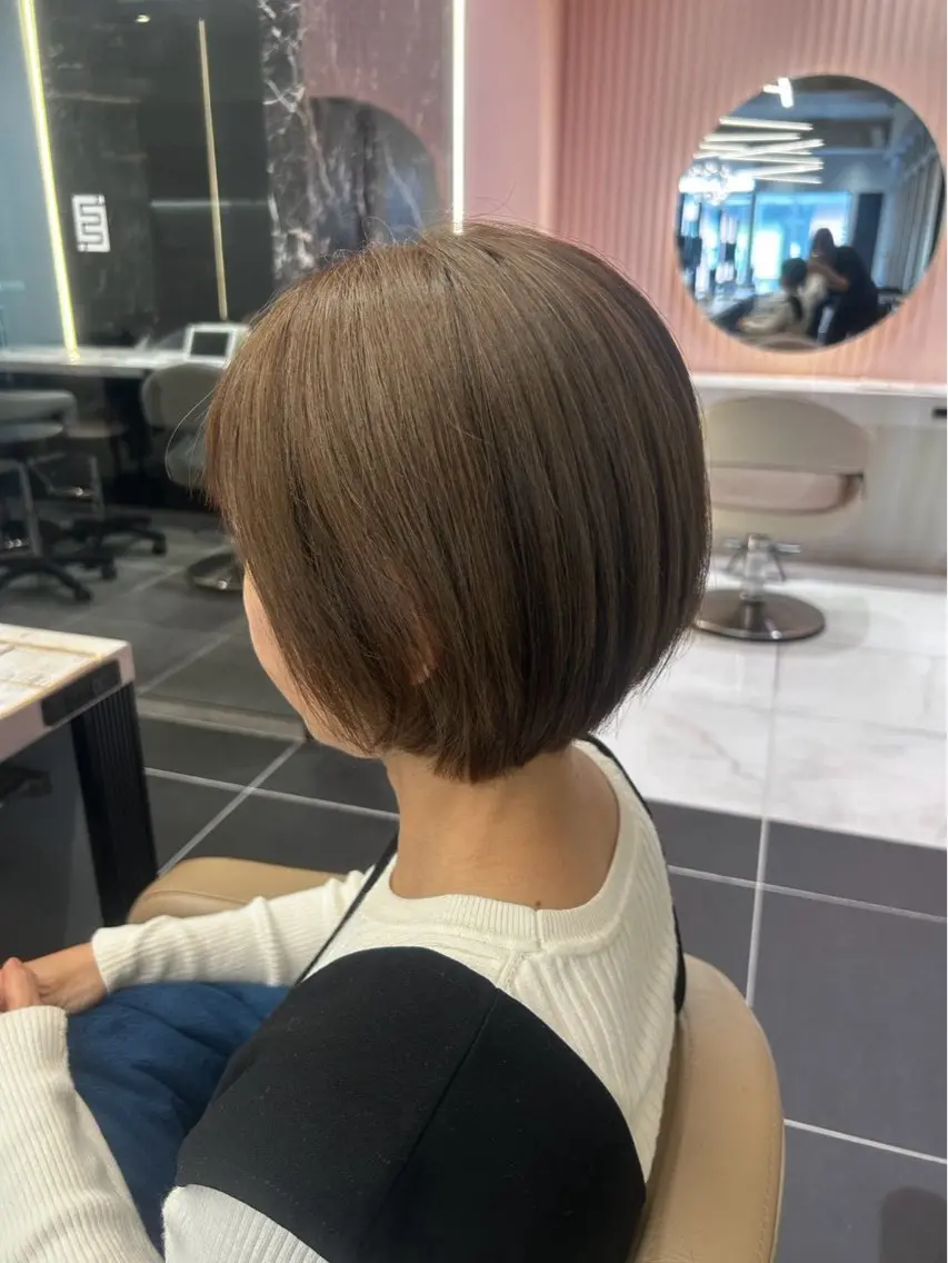 ショート カラー ショートボブ ボブ ショートヘア 小向 音緒のヘアスタイル