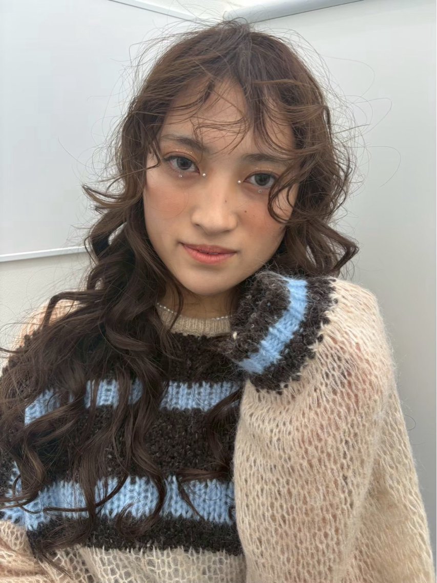 ロング カラー オレンジ カット ヘアカラー トリートメント 恩田 遼のヘアスタイル