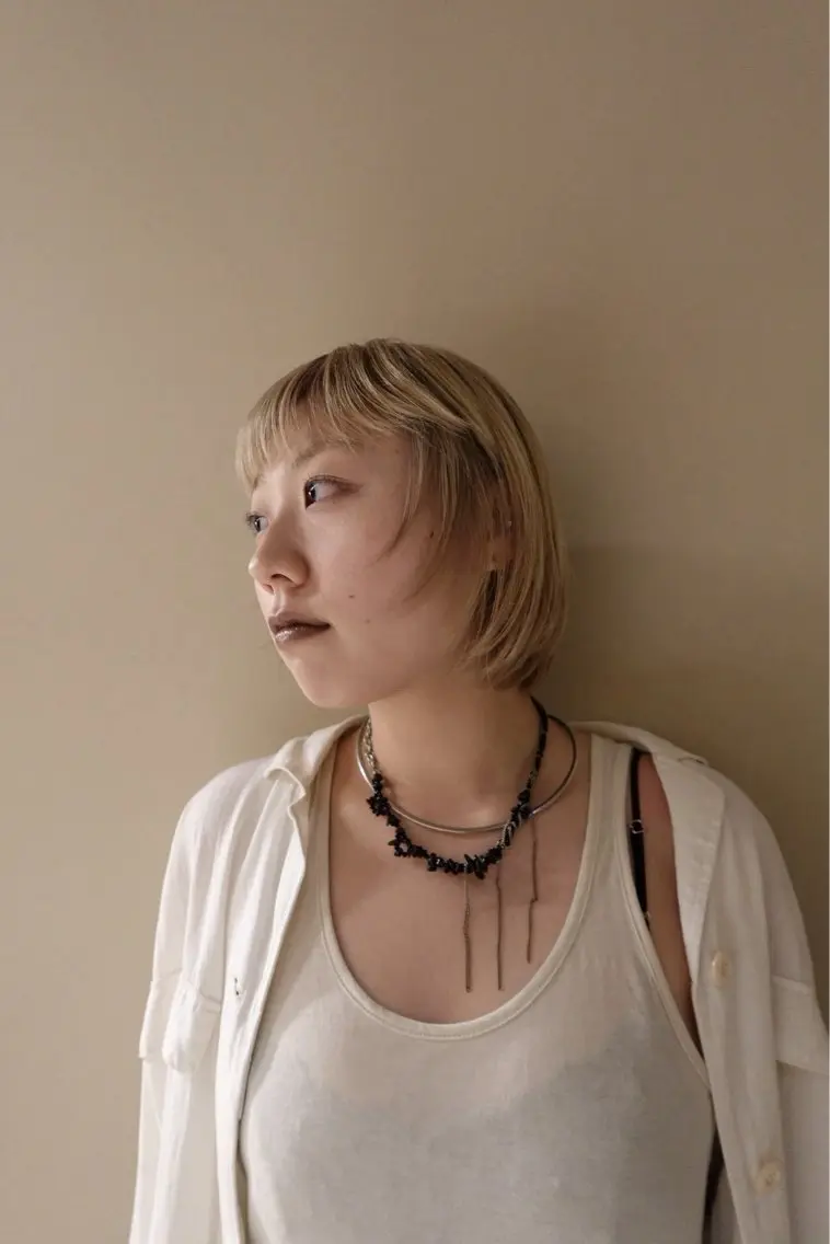 カラー アベ コハルのヘアスタイル